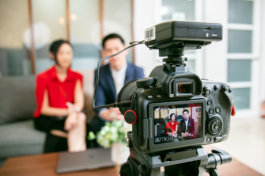 睿博數位行銷創辦人張家睿化身YouTuber『睿伯R-bay』，教導台灣品牌企業如何利用更有效的行銷手法，建立品牌知名度。